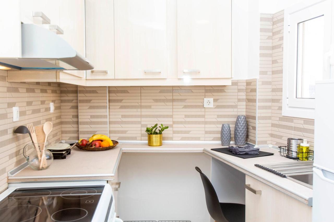 Loucas Apartment Афіни Екстер'єр фото